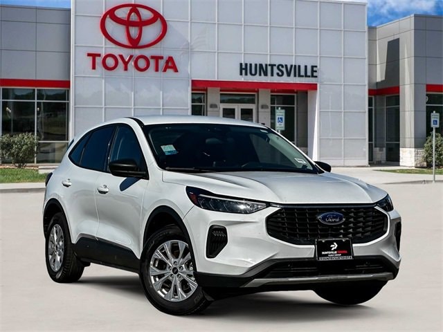 2025 Ford Escape Active's photo