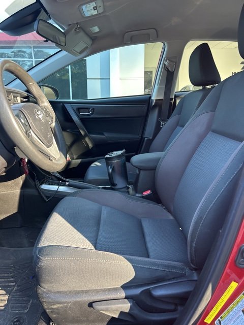 2019 Toyota Corolla LE photo 3