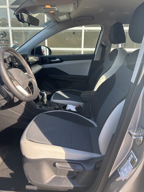 2025 Volkswagen Taos S photo 3