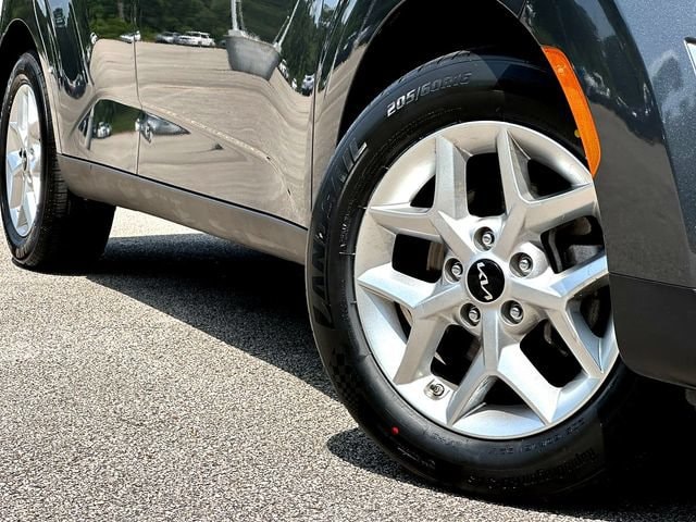 Used 2024 Kia Soul LX with VIN KNDJ23AU0R7912715 for sale in Huntsville, TX