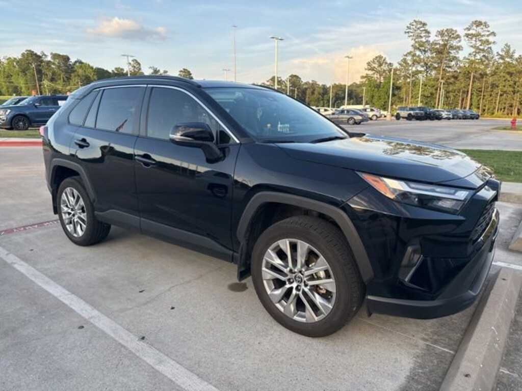 Used 2025 Toyota RAV4 XLE Premium SUV