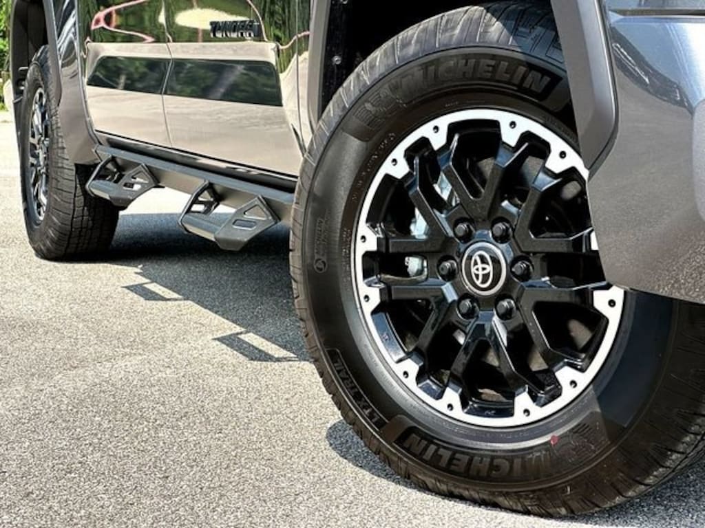 New 2026 Toyota Tundra SR5 SR5 CREWMAX 5.5