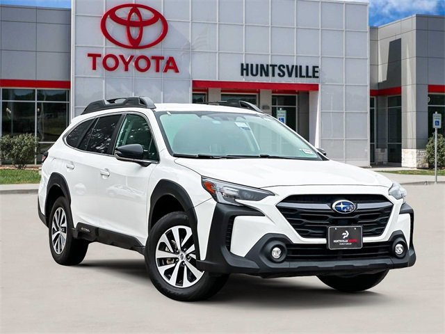 2023 Subaru Outback Premium's photo