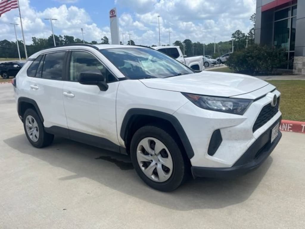 Used 2021 Toyota RAV4 LE SUV
