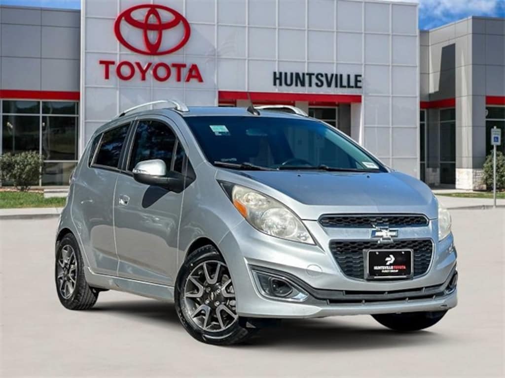 Used 2014 Chevrolet Spark 2LT Auto Hatchback