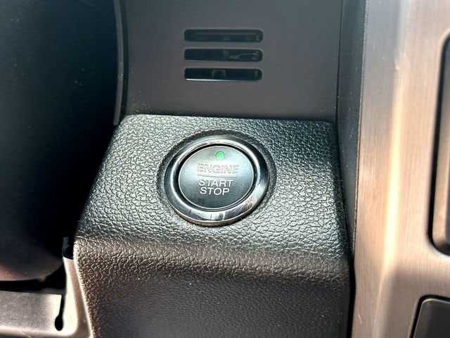 2018 Ford F-150 Platinum - Photo 16