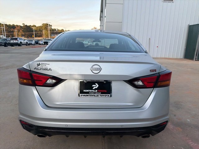 2024 Nissan Altima 2.5 SR photo 3