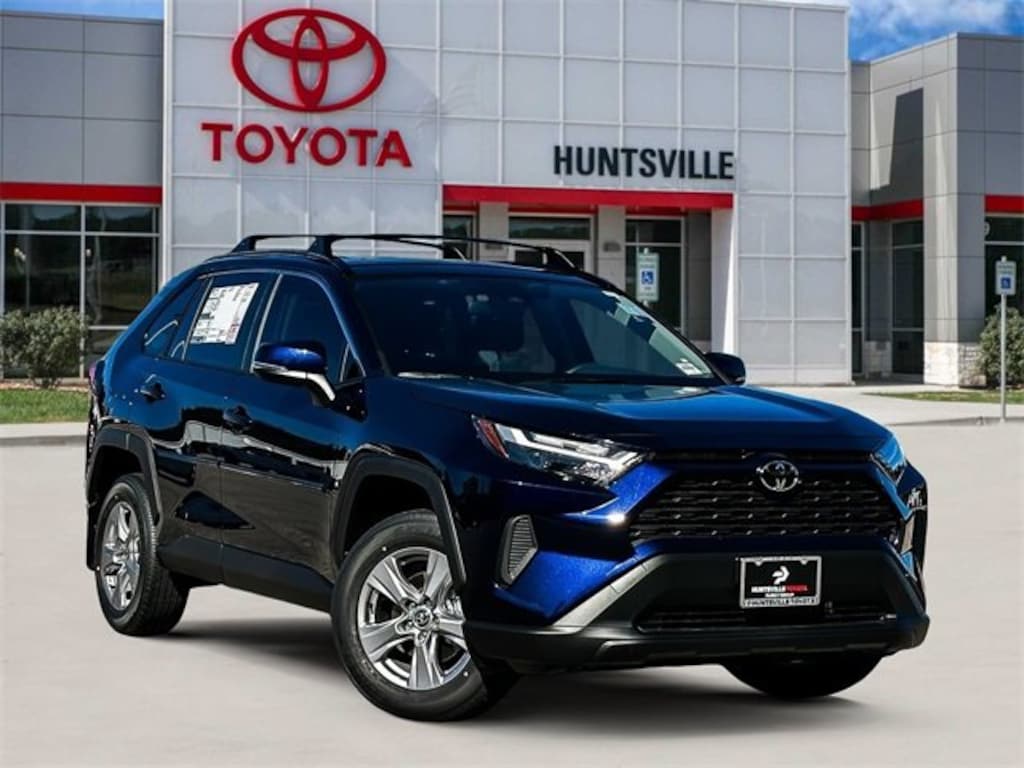 New 2025 Toyota RAV4 XLE XLE FWD SUV