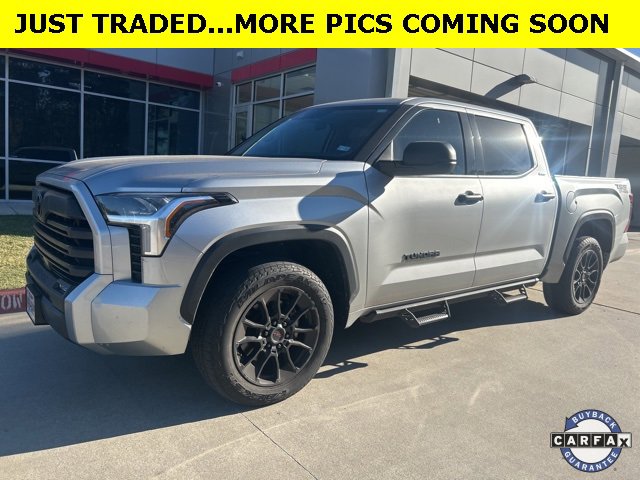 2022 Toyota Tundra SR5's photo