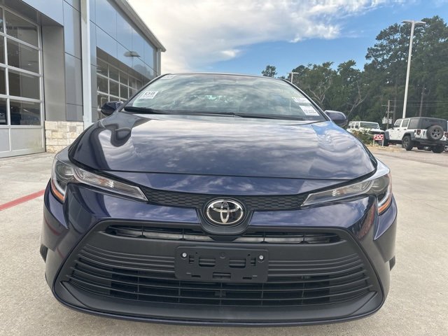 2024 Toyota Corolla LE photo 2