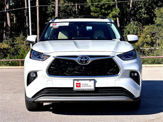 2022 Toyota Highlander Platinum photo 2