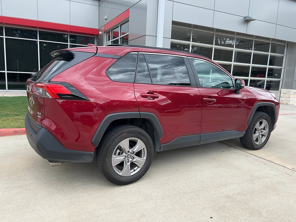 Used 2025 Toyota RAV4 XLE SUV