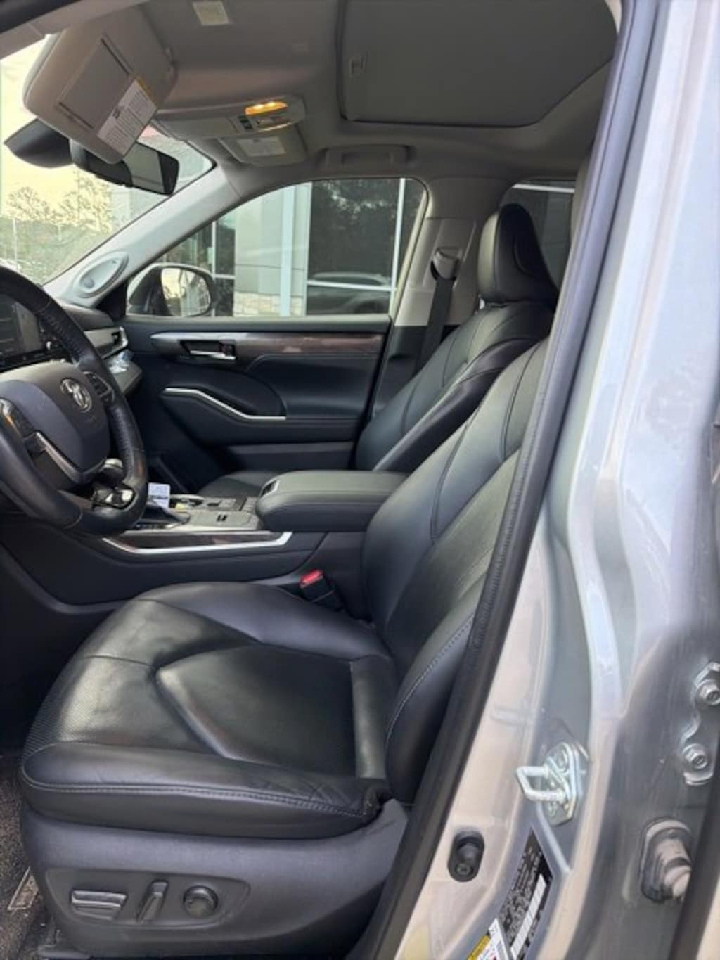 Used 2021 Toyota Highlander Hybrid Limited SUV