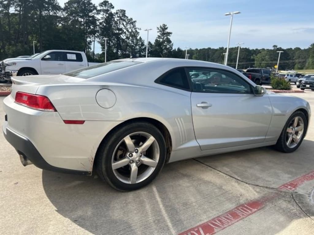 Used 2015 Chevrolet Camaro LT w/1LT Coupe
