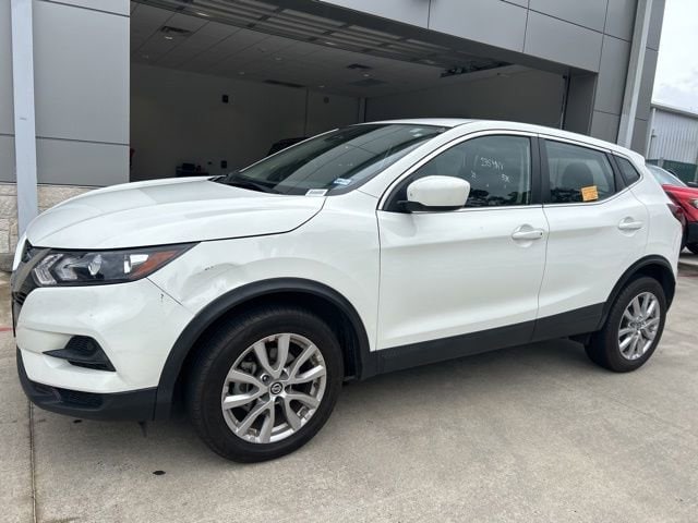 2021 Nissan Rogue Sport S FWD's photo