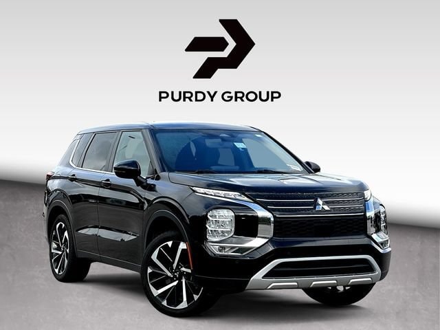 Labrador Black Pearl 2024 Mitsubishi Outlander SUV / Crossover All-Wheel Drive Continuously Variable Transmission