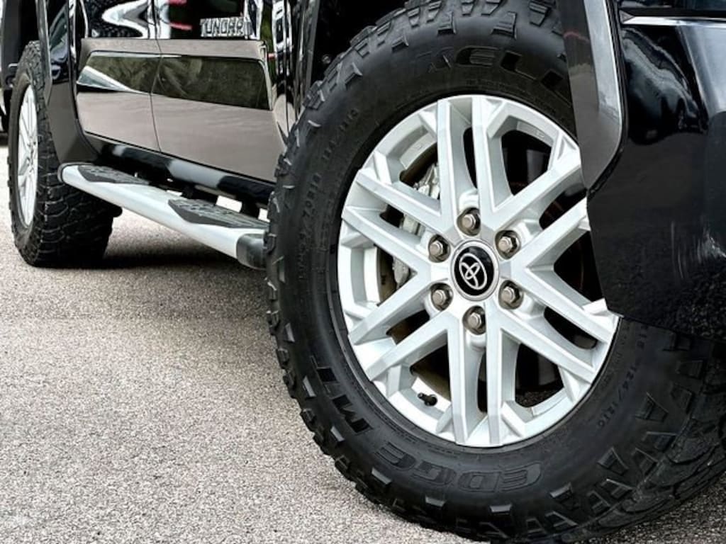 Used 2023 Toyota Tundra Limited 3.5L V6 Truck CrewMax