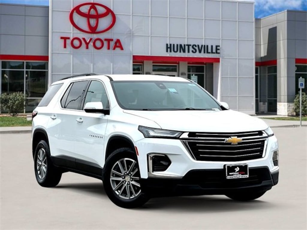 Used 2023 Chevrolet Traverse LT Leather SUV