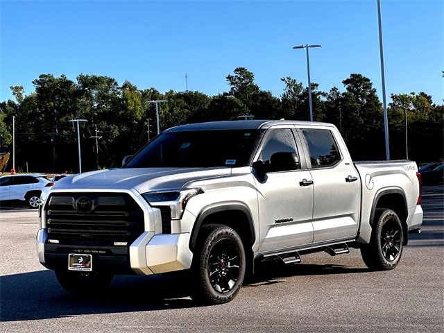 2025 Toyota Tundra SR5 photo 4