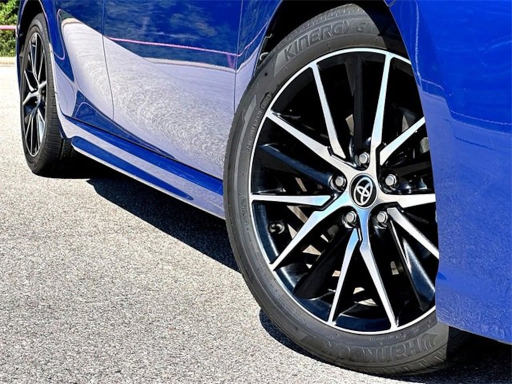 Certified 2023 Toyota Camry Hybrid SE Sedan