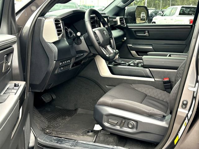 2026 Toyota Tundra SR5 - Photo 10