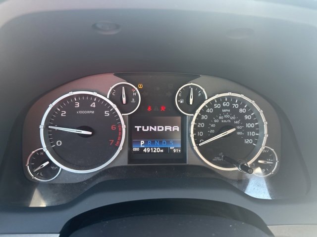 2017 Toyota Tundra SR5 photo 4