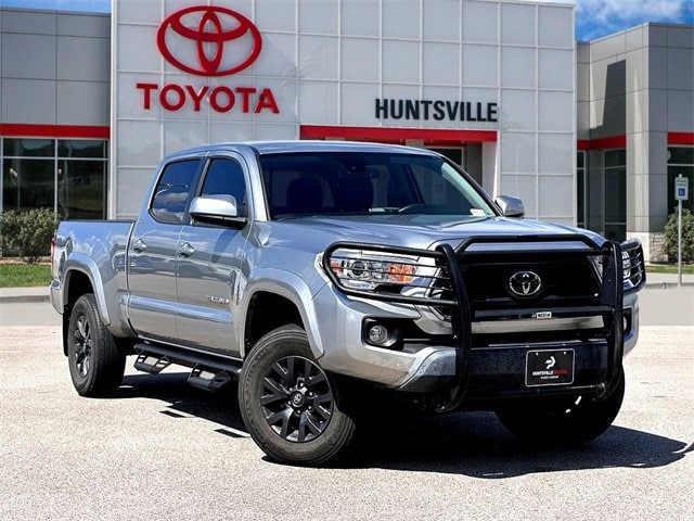 2023 Toyota Tacoma SR5's photo