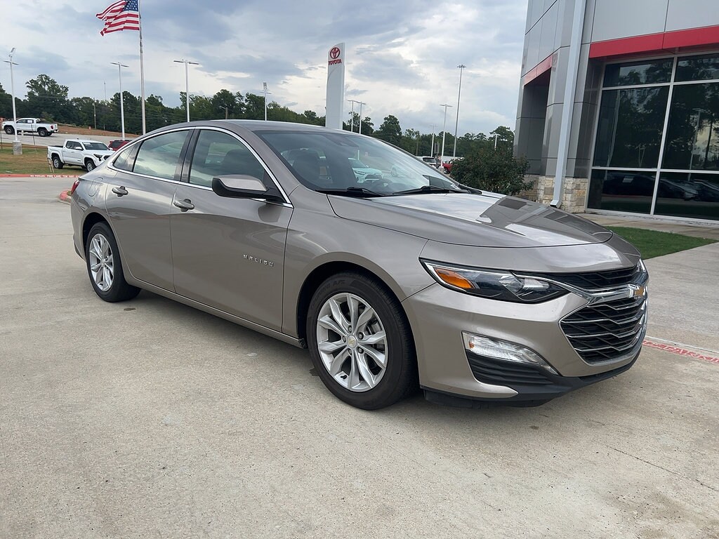 Used 2025 Chevrolet Malibu 1LT Sedan