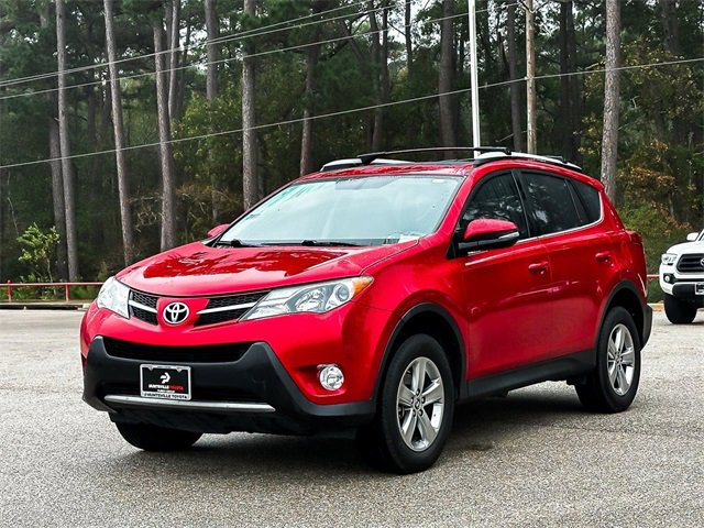 2015 Toyota RAV4 XLE photo 3