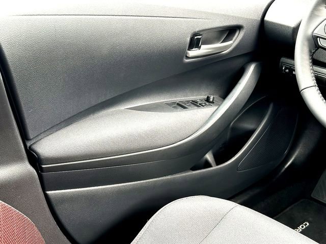 2026 Toyota Corolla SE - Photo 25