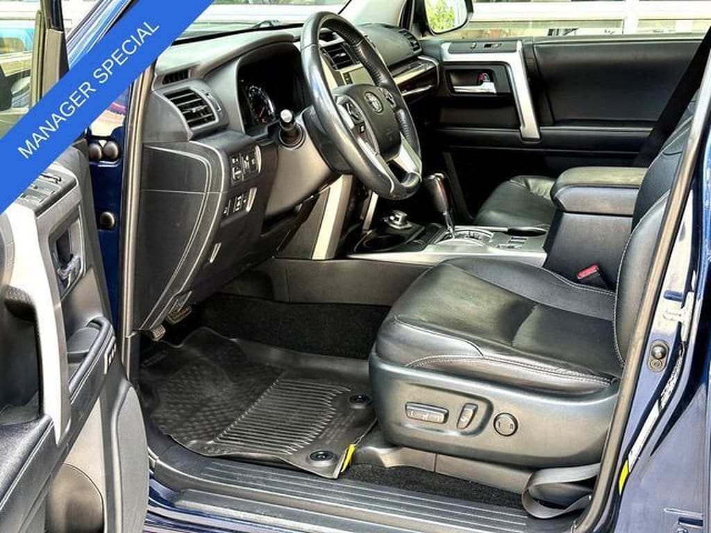 2022 Toyota 4Runner Limited - Photo 10