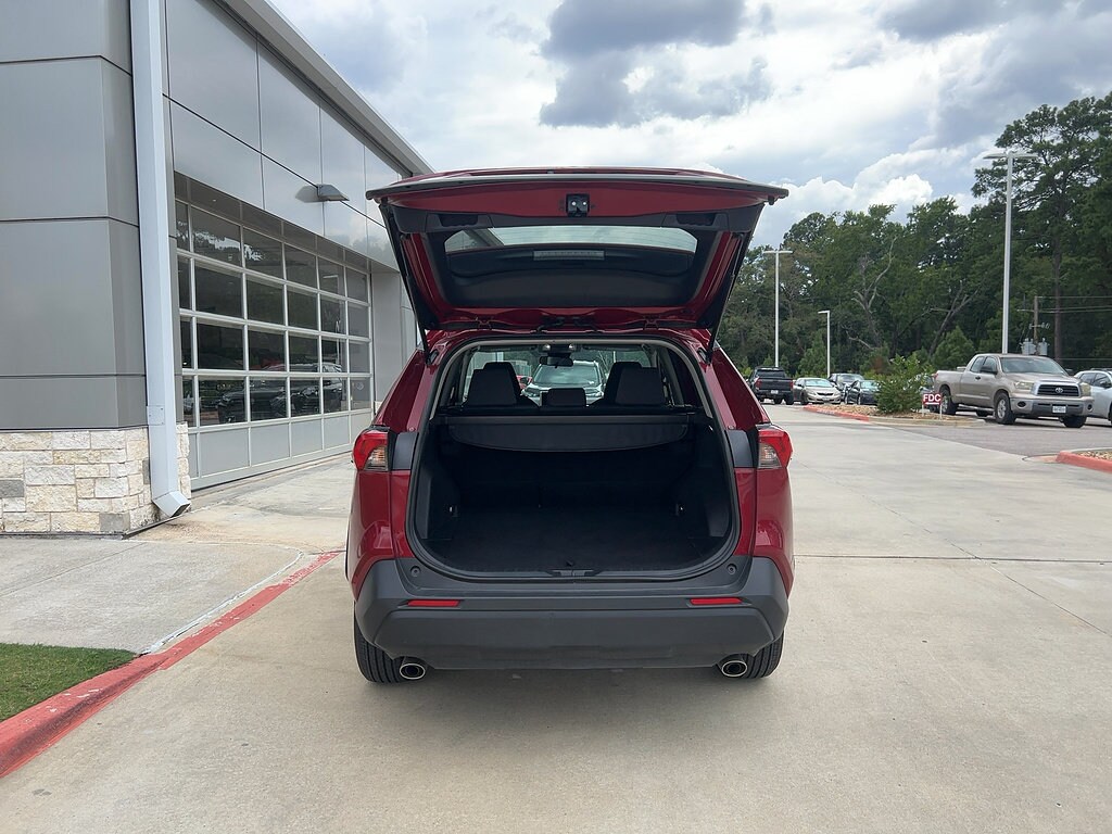 Used 2025 Toyota RAV4 XLE SUV