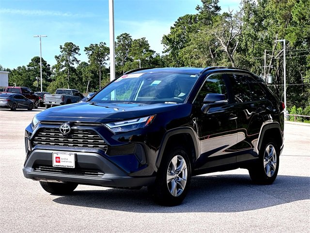 2024 Toyota RAV4 XLE photo 4