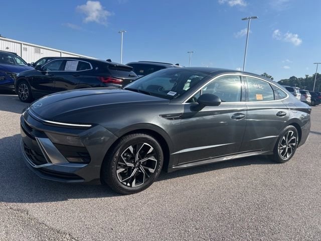 2025 Hyundai Sonata's photo