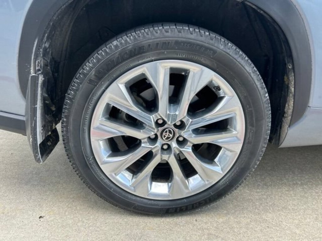 Used 2023 Toyota Highlander Limited SUV