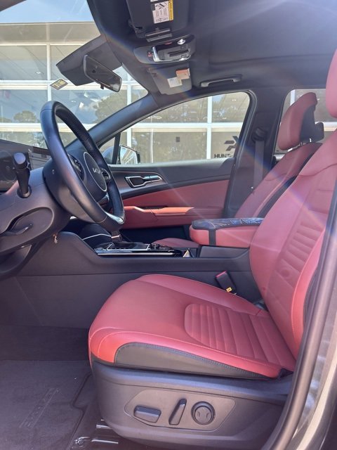 2025 Kia Sportage photo 2