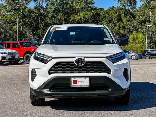 2024 Toyota RAV4 LE photo 2