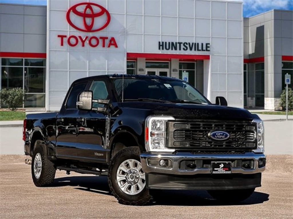 Used 2023 Ford F-250 Truck Crew Cab