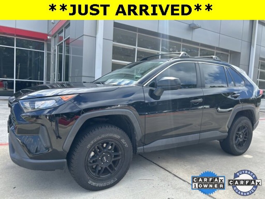 Used 2021 Toyota RAV4 LE SUV