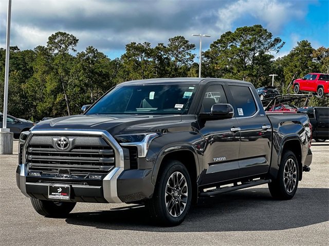2026 Toyota Tundra Limited CrewMax photo 4
