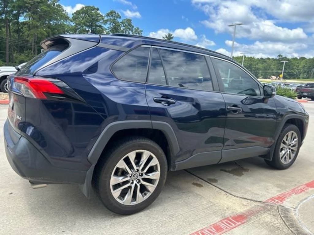 Used 2020 Toyota RAV4 XLE Premium SUV