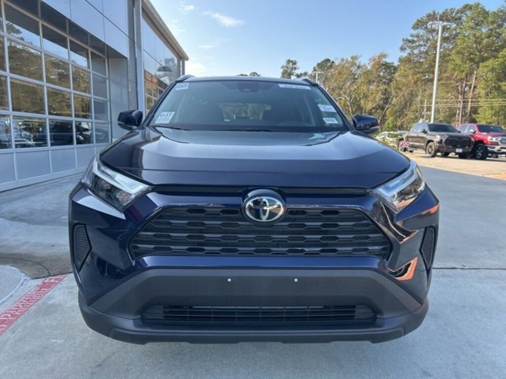 Used 2025 Toyota RAV4 XLE SUV