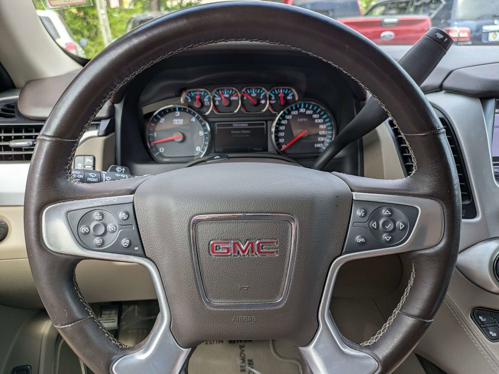 2019 GMC Yukon XL SLT - Photo 27
