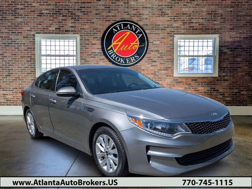 2018 Kia Optima EX AT's photo