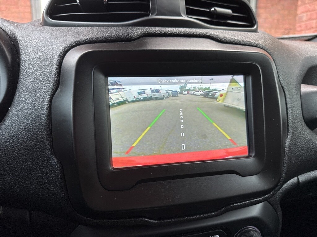 2018 Jeep Renegade Latitude North Edition photo 3