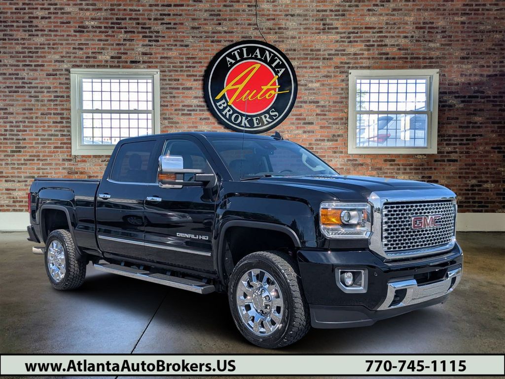 2016 GMC Sierra 4WD Crew Cab Standard Box Denali's photo