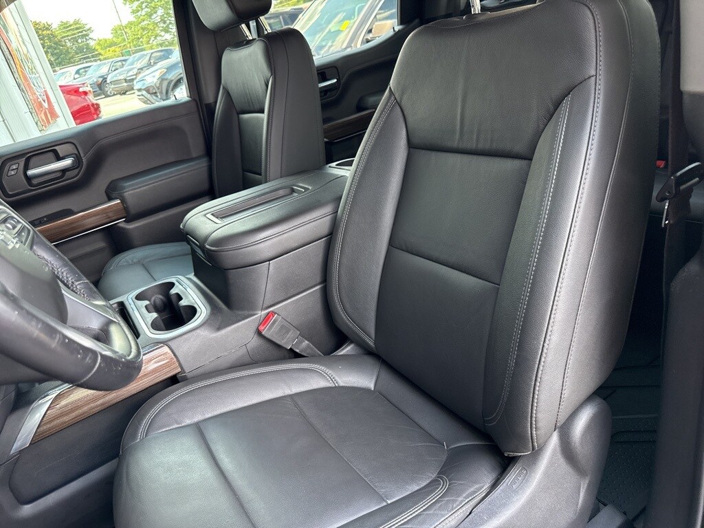 2019 Chevrolet Silverado 1500 LT Trail Boss photo 3