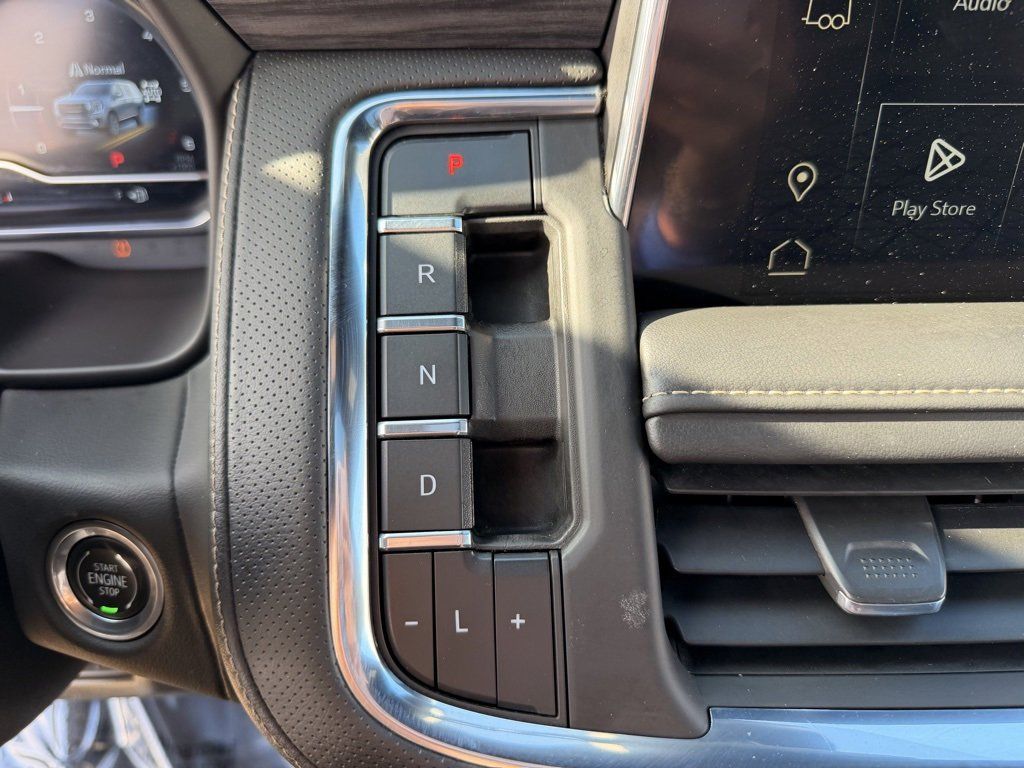 2023 GMC Yukon XL SLT - Photo 25