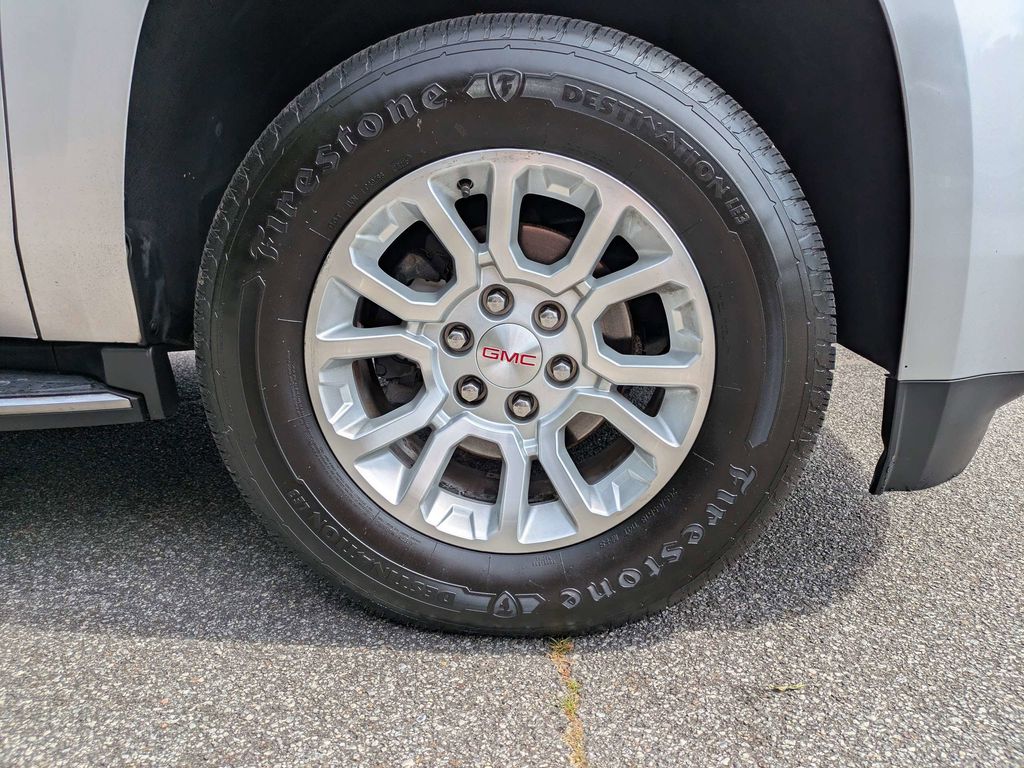 2019 GMC Yukon XL SLT - Photo 11