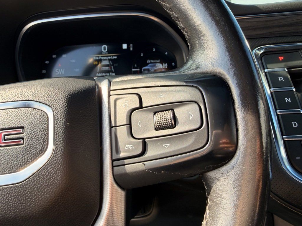 2023 GMC Yukon XL SLT - Photo 19